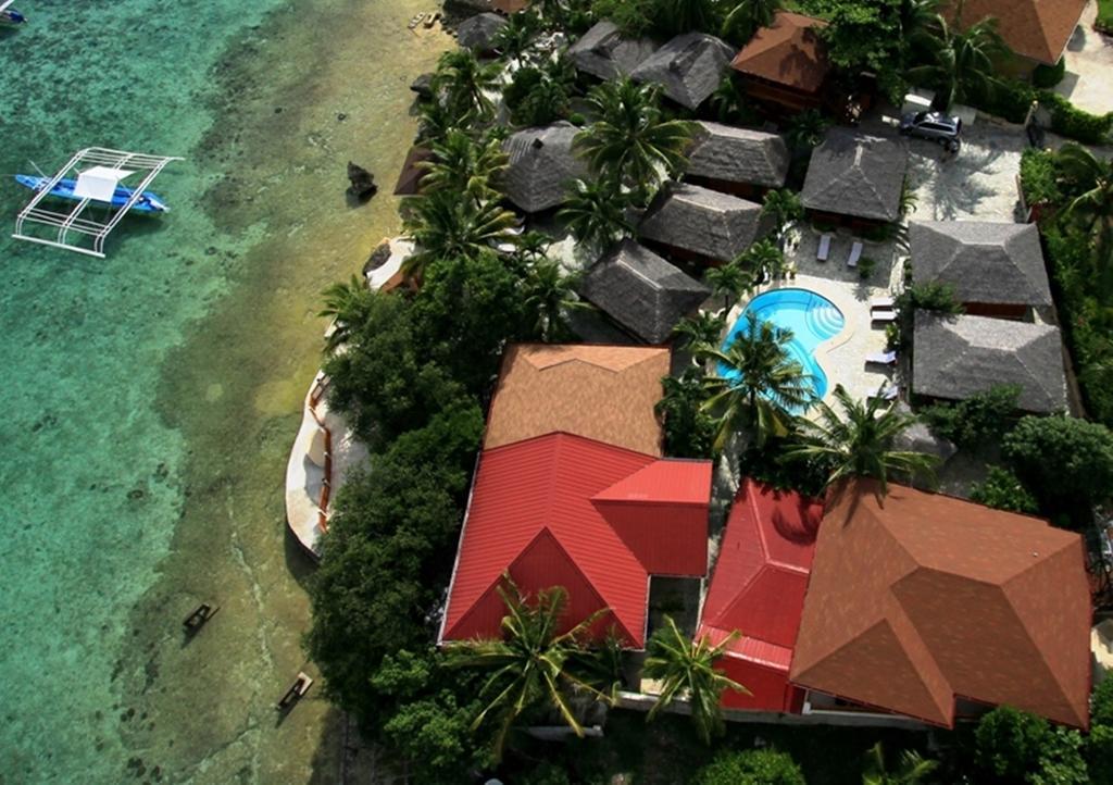 Magic Island Dive Resort Moalboal Eksteriør billede
